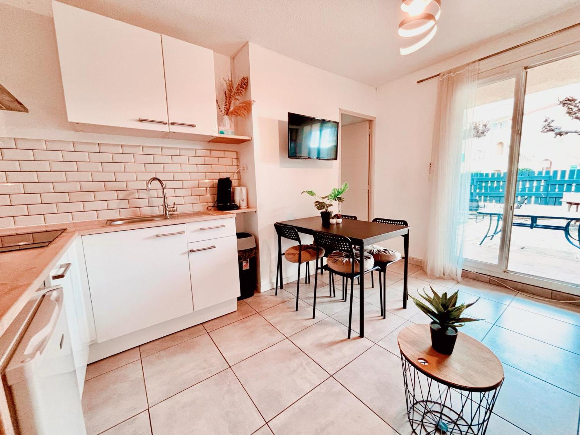 Appartement Calme Avec Jardin Privatif - 3 - Canet-en-Roussillon Exterior photo