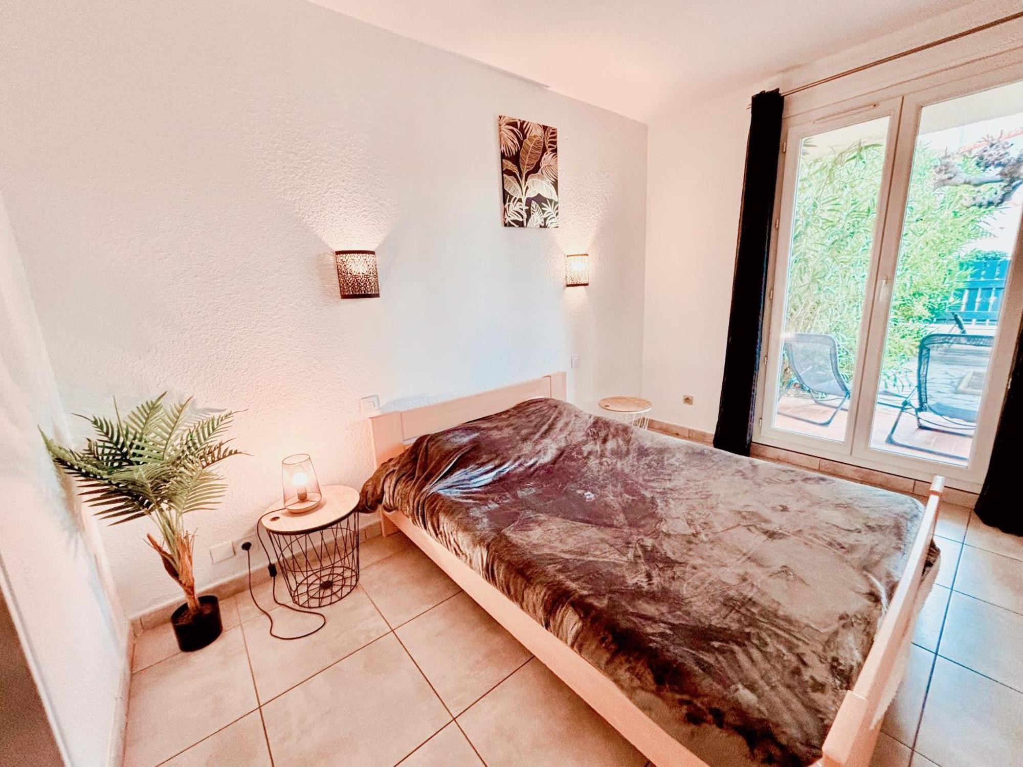 Appartement Calme Avec Jardin Privatif - 3 - Canet-en-Roussillon Exterior photo